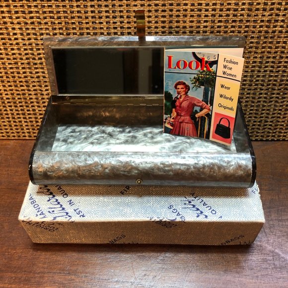 1950s Wilardy Gray Lucite Snap Clutch With Box, Authentication & Promotion Cards - Picture 10 of 16